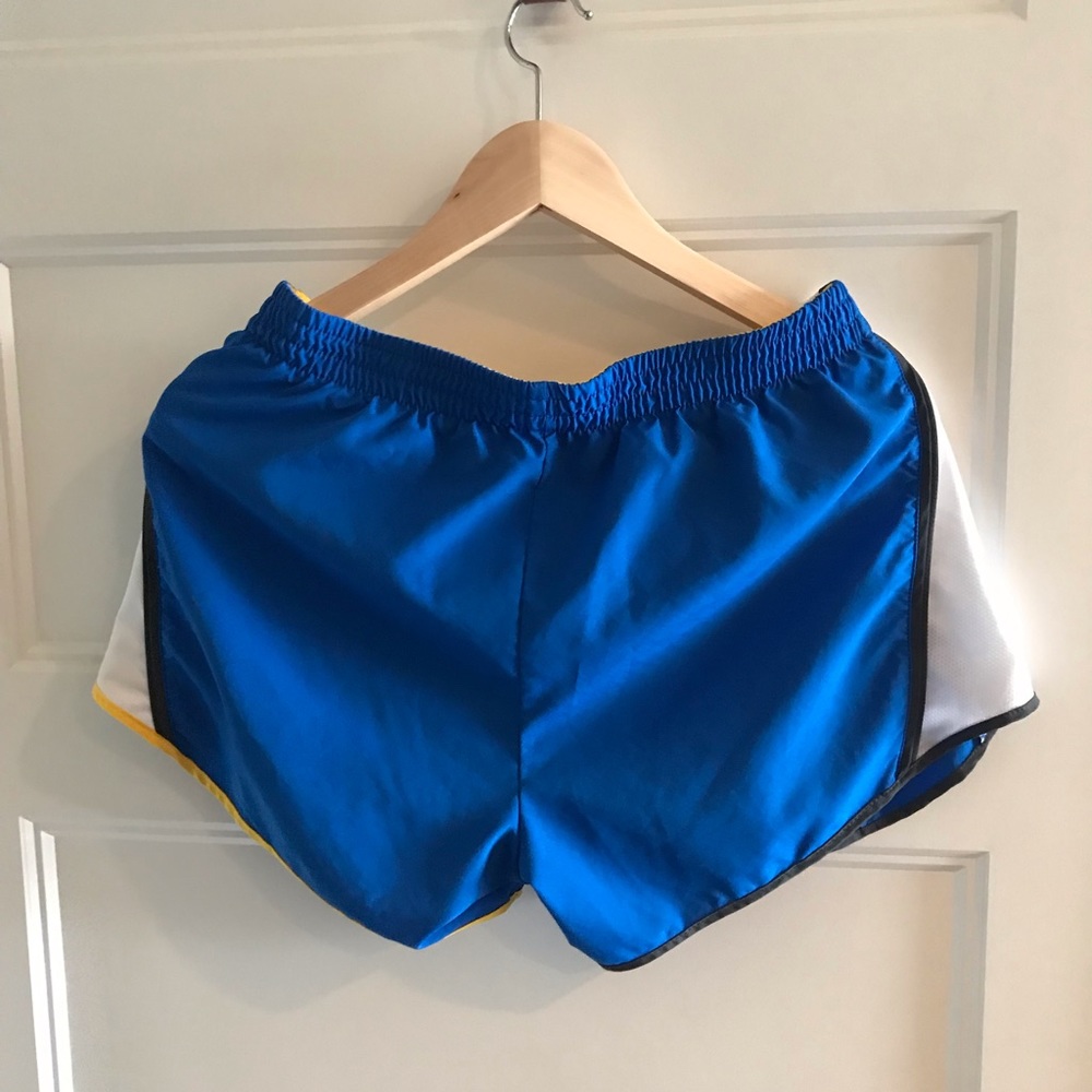 Nike Dri-Fit Running Shorts - Picture 3 of 4
